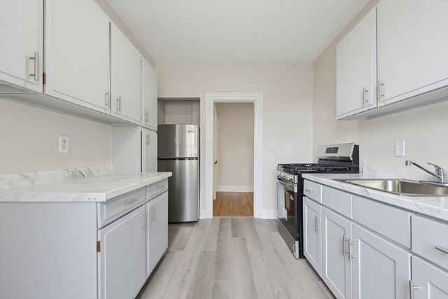 1662 Commonwealth Ave 43, Boston, MA 02135