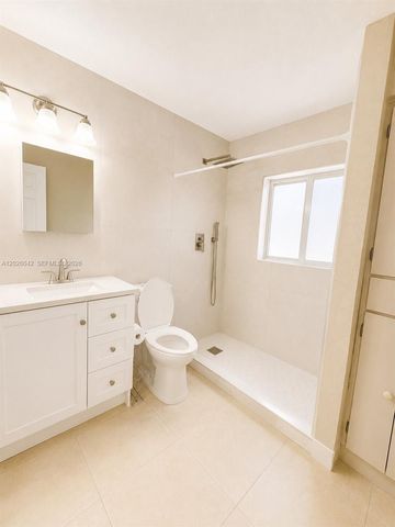5551 E 4th Avenue, Hialeah, FL 33013