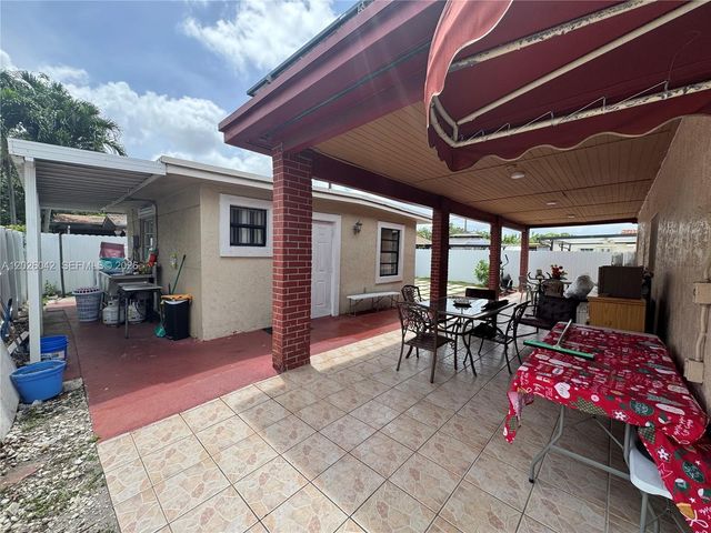 5551 E 4th Avenue, Hialeah, FL 33013