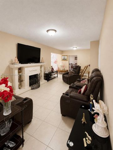 5551 E 4th Avenue, Hialeah, FL 33013