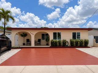 5551 E 4th Avenue, Hialeah, FL 33013