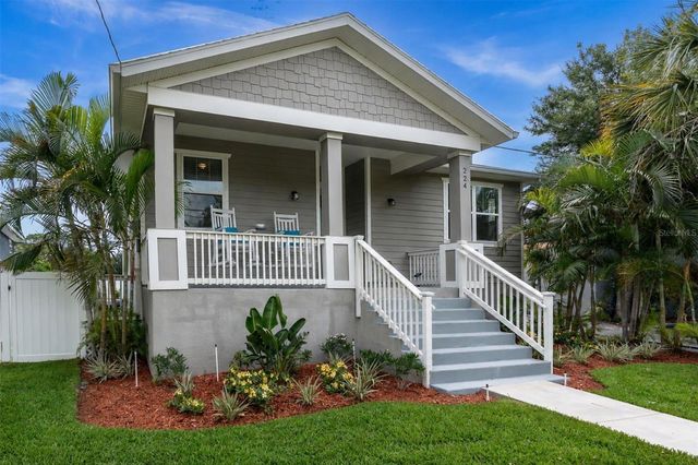224 NE JEFFERSON CIRCLE N, St Petersburg, FL 33702