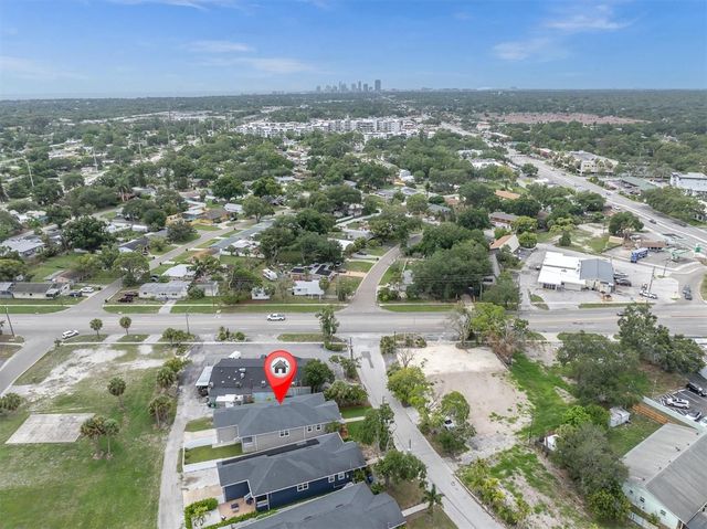 224 NE JEFFERSON CIRCLE N, St Petersburg, FL 33702