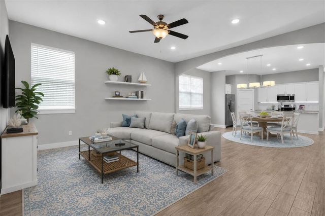224 NE JEFFERSON CIRCLE N, St Petersburg, FL 33702