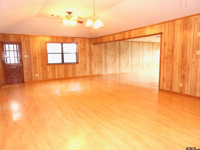 140 Bird Dog Circle, Crockett, TX 75835