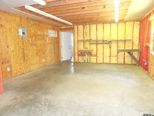 140 Bird Dog Circle, Crockett, TX 75835