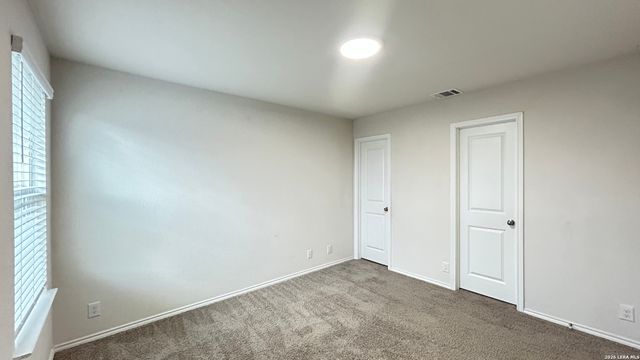 6429 HANDEL LDG, San Antonio, TX 78252