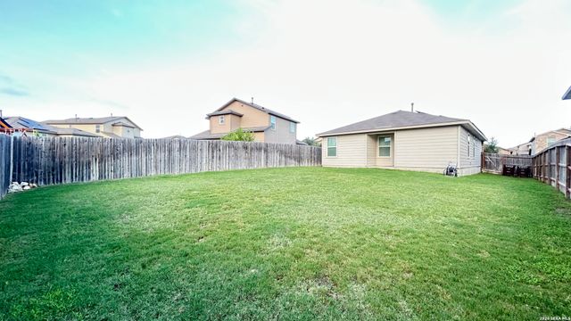 6429 HANDEL LDG, San Antonio, TX 78252