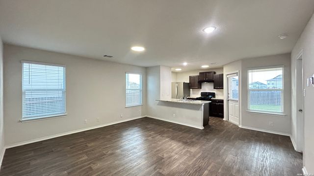 6429 HANDEL LDG, San Antonio, TX 78252