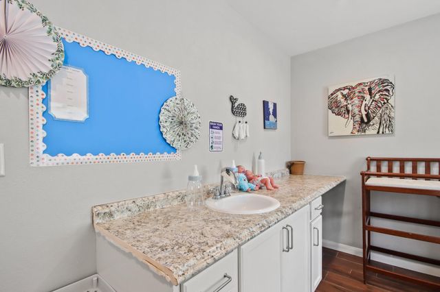 5302 Treaschwig Road, Spring, TX 77373