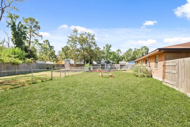 5302 Treaschwig Road, Spring, TX 77373