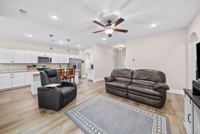 146 Rob Rd, Clarksville, TN 37040