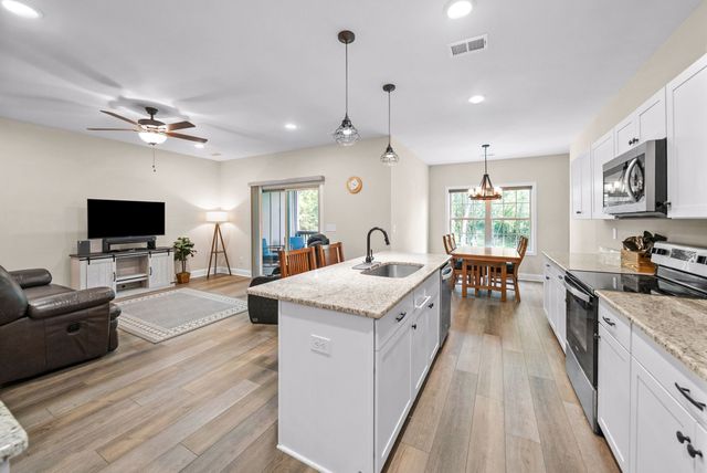 146 Rob Rd, Clarksville, TN 37040