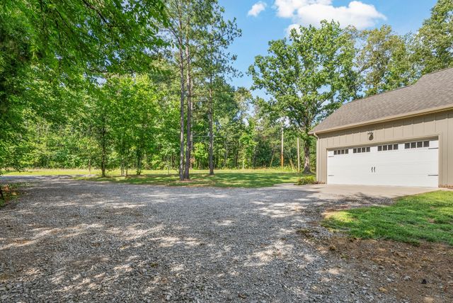 146 Rob Rd, Clarksville, TN 37040