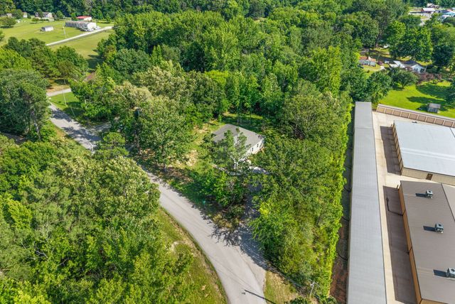 146 Rob Rd, Clarksville, TN 37040