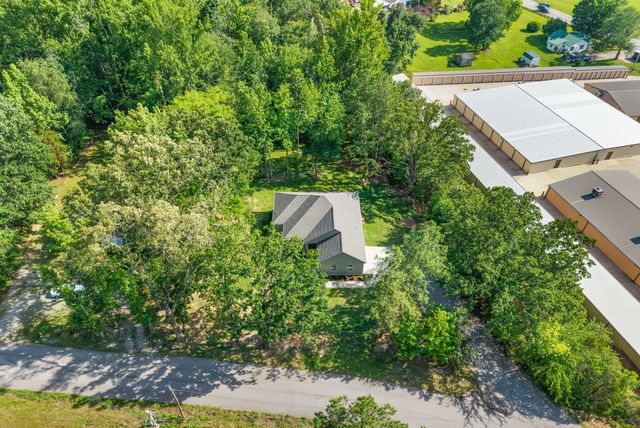 146 Rob Rd, Clarksville, TN 37040