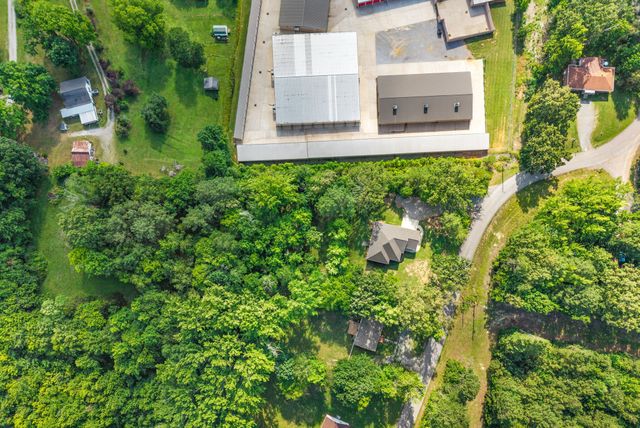 146 Rob Rd, Clarksville, TN 37040