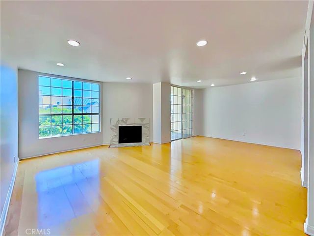 1129 Larrabee St 10, West Hollywood, CA 90069