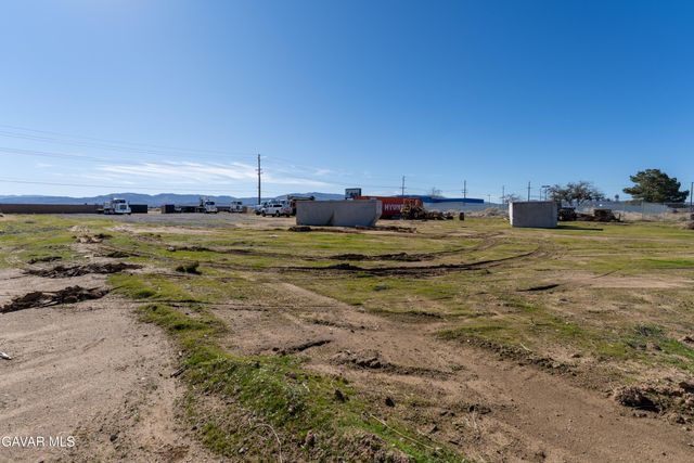 Columbia Way Vic 5th St E, Lancaster, CA 93535