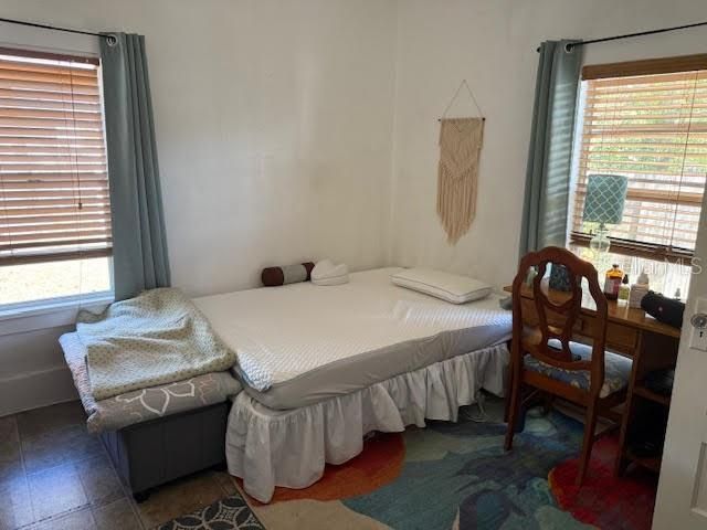 1010 PLAZA STREET, Clearwater, FL 33755