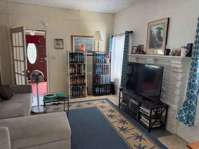 1010 PLAZA STREET, Clearwater, FL 33755