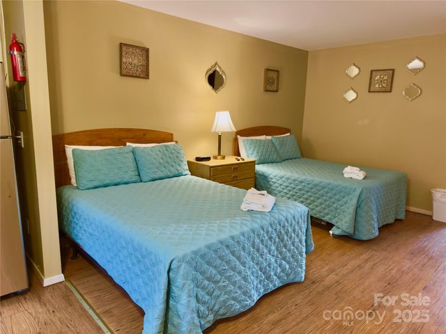 160 Whitney Boulevard 7, Lake Lure, NC 28746