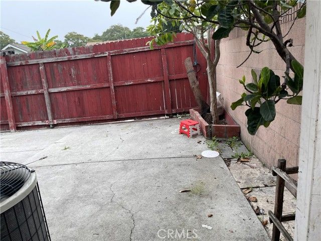 1416 Orange, Long Beach, CA 90813