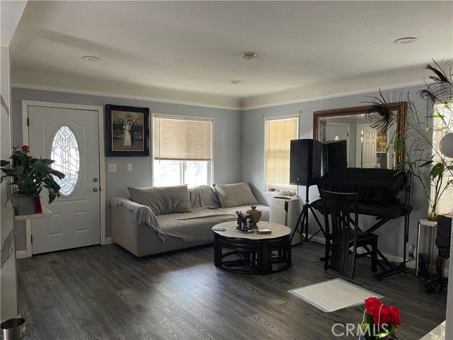 1416 Orange, Long Beach, CA 90813