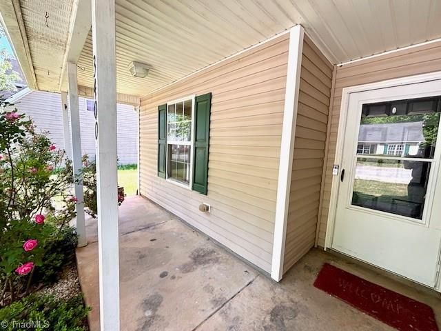 3400 Tinley Park Drive, Winston-salem, NC 27107