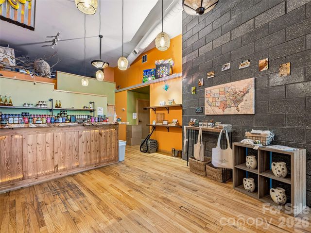 32 Broadway Street 120, Asheville, NC 28801