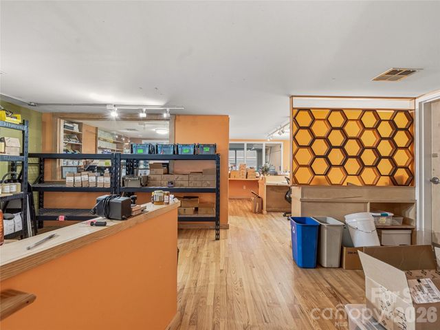 32 Broadway Street 120, Asheville, NC 28801