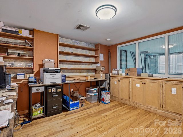 32 Broadway Street 120, Asheville, NC 28801