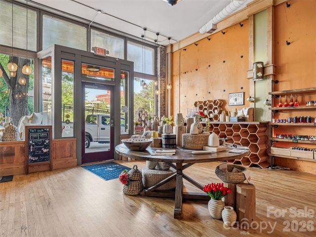 32 Broadway Street 120, Asheville, NC 28801