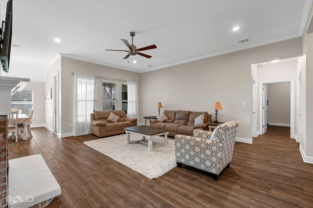 863 Abita Chase, Bossier City, LA 71111