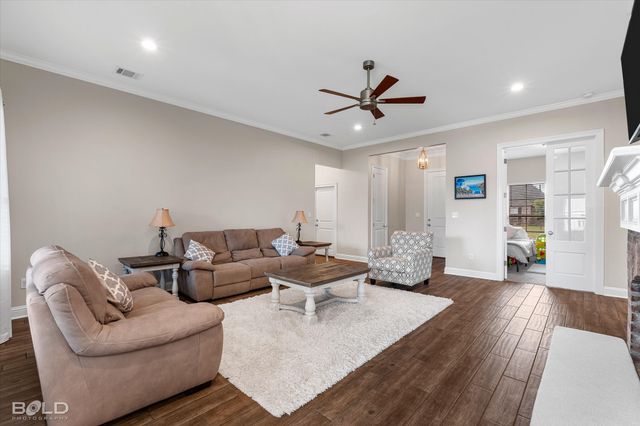 863 Abita Chase, Bossier City, LA 71111