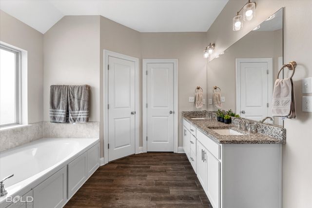 863 Abita Chase, Bossier City, LA 71111