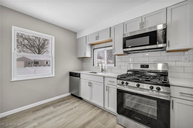 4131 W 145th Street, Cleveland, OH 44135