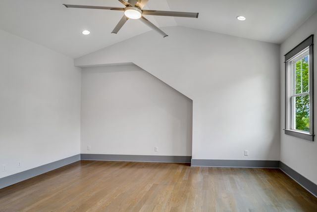 3812 Dakota Ave, Nashville, TN 37209