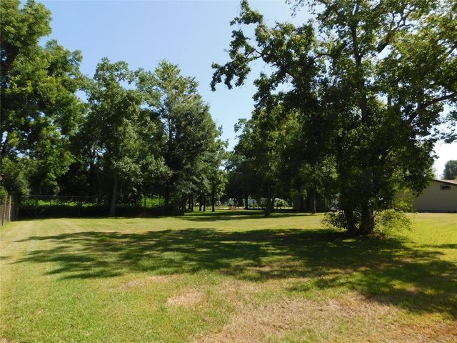 141 Martinez Street, Coldspring, TX 77331