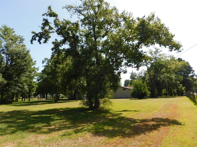 141 Martinez Street, Coldspring, TX 77331