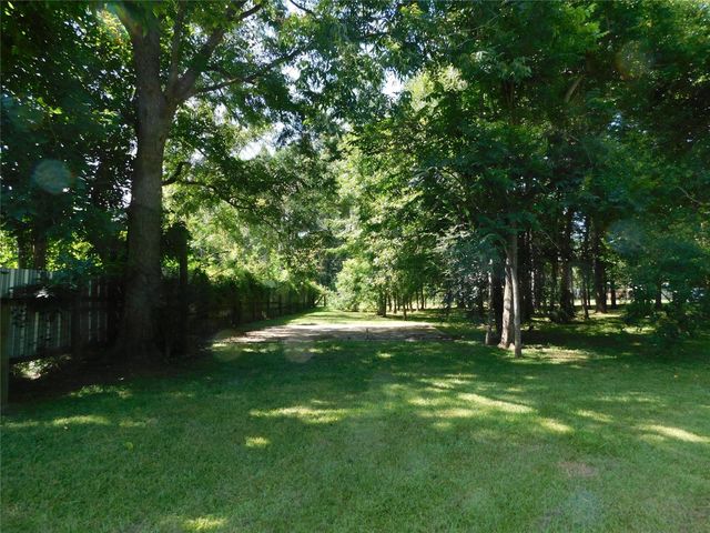 141 Martinez Street, Coldspring, TX 77331