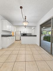 5348 Bosque Ln 105, West Palm Beach, FL 33415