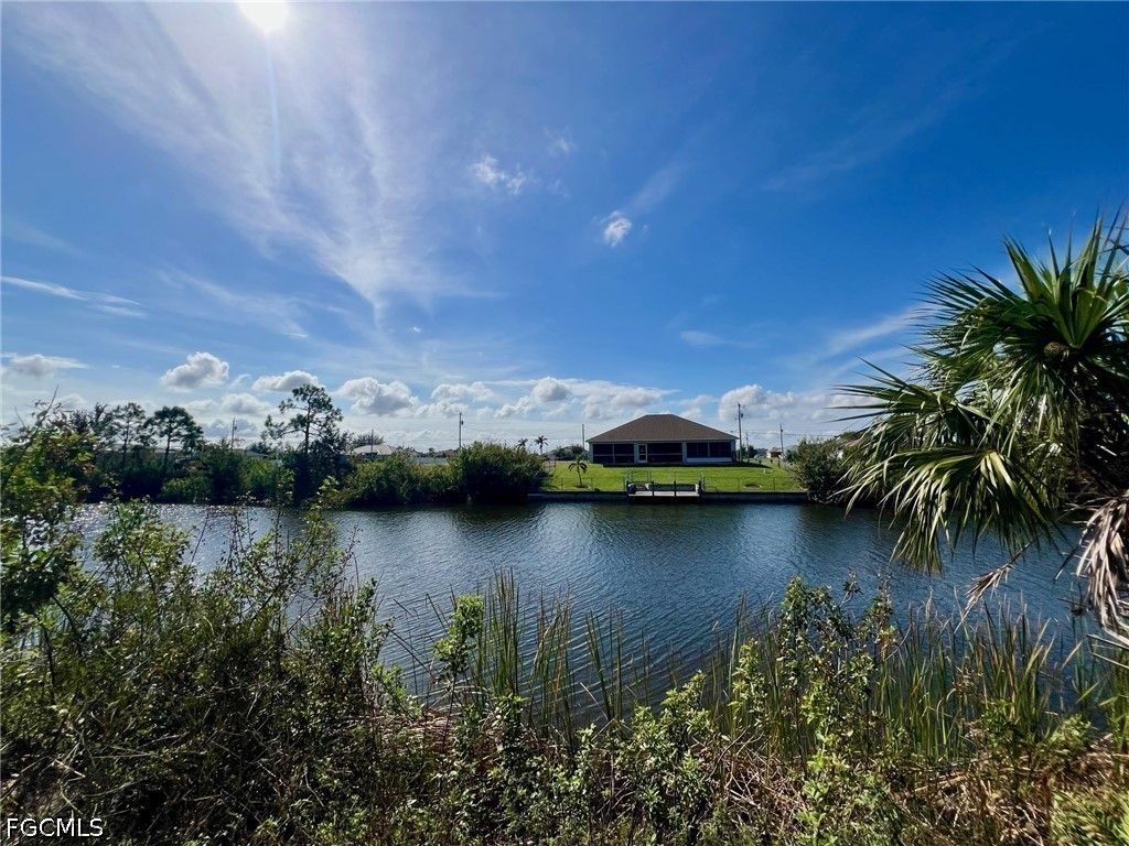 504 NW 20th ST, Cape Coral, FL 33993