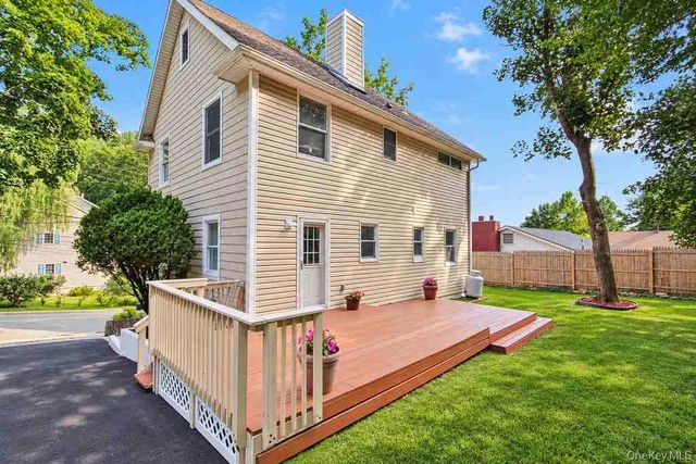 81 Snowden Avenue, Ossining, NY 10562