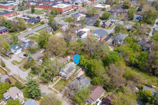 201 S Maple Street, Carbondale, IL 62901