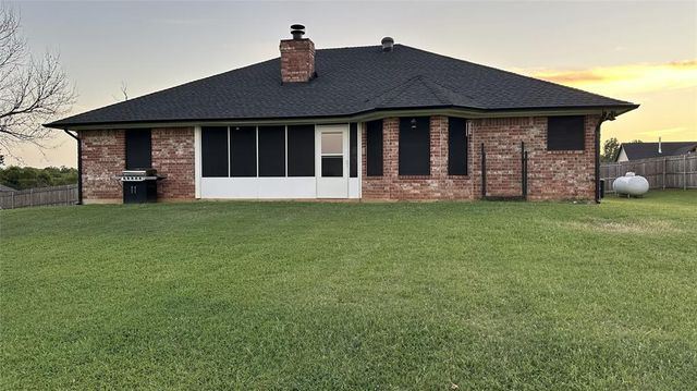 2100 Kenneth Lane, Choctaw, OK 73020