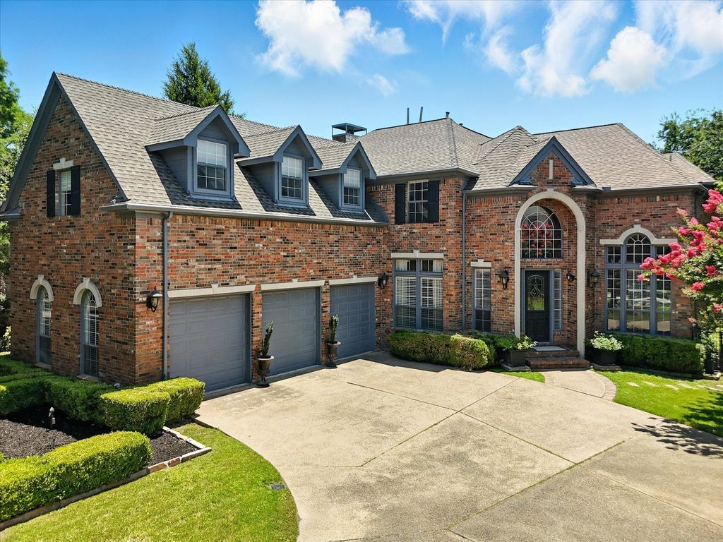2008 Boxwood Drive, Irving, TX 75063
