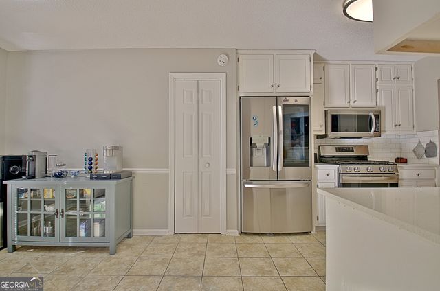 104 Blue Ridge Drive, Newnan, GA 30265