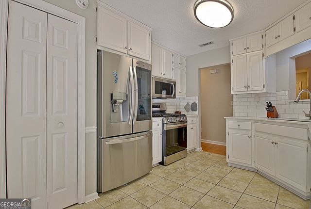 104 Blue Ridge Drive, Newnan, GA 30265