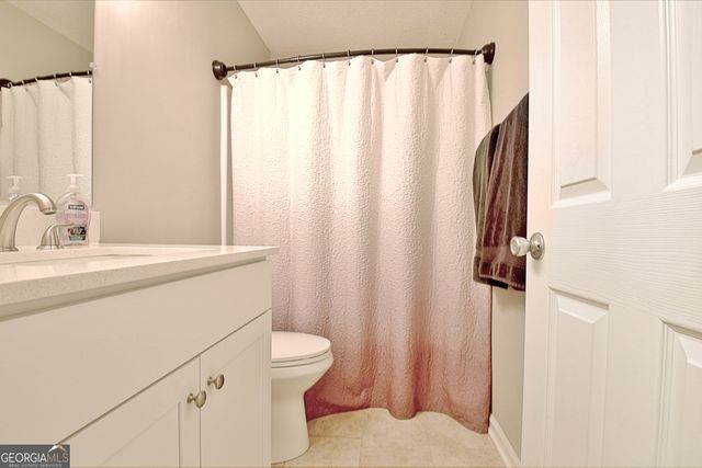 104 Blue Ridge Drive, Newnan, GA 30265